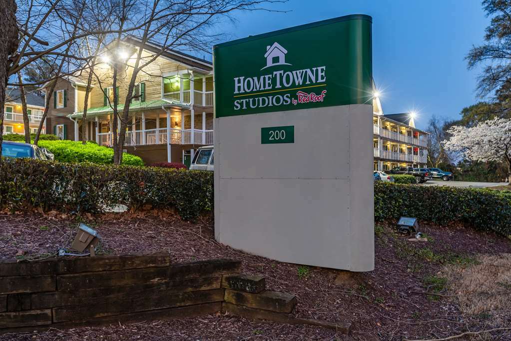 Hometowne Studios By Red Roof Atlanta Ne - Downtown Norcross Exterior photo